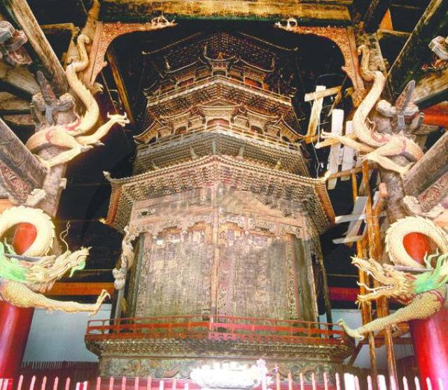 这座寺庙没用一颗钉子,全寺有一万条龙,被称为藏在深山的龙宫