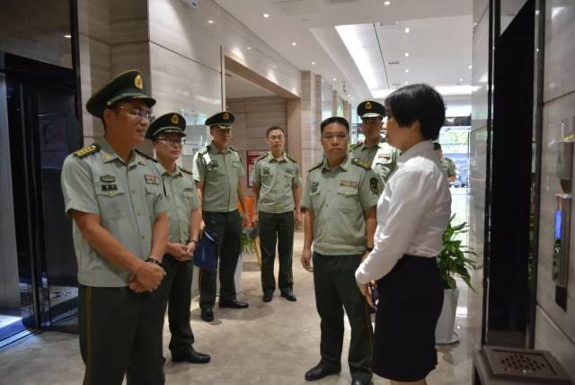 省消防救援总队党委常委,总工程师邹田荣带队开展消防检查
