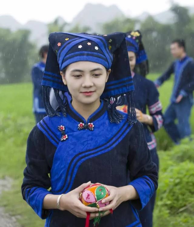 这部壮语mv《渠洋水·鉴河鱼》,带你看遍靖西,德保山水美!