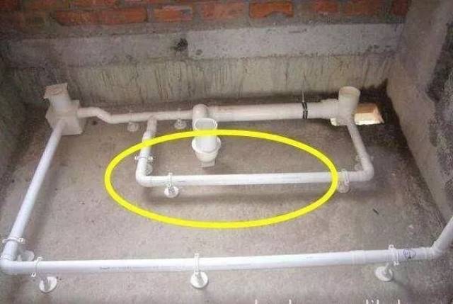 卫生间只能做上下层排水吗?有钱人这样做,长见识了!