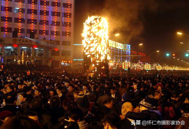 元宵节旺火—怀仁市摄影家协会 徐英