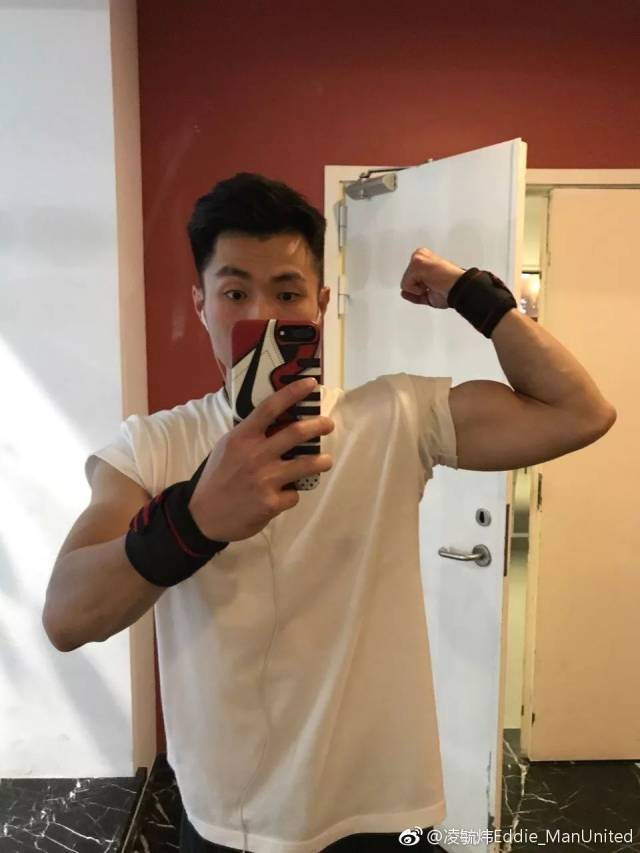 还有性感的鲨鱼肌