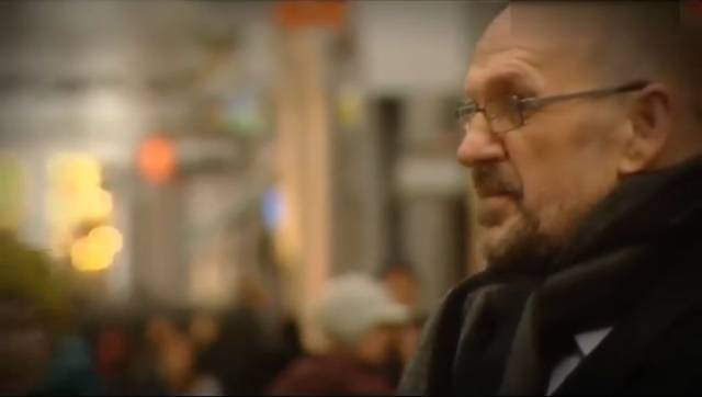 《You Raise Me Up》荷兰好声音冠军街头表演