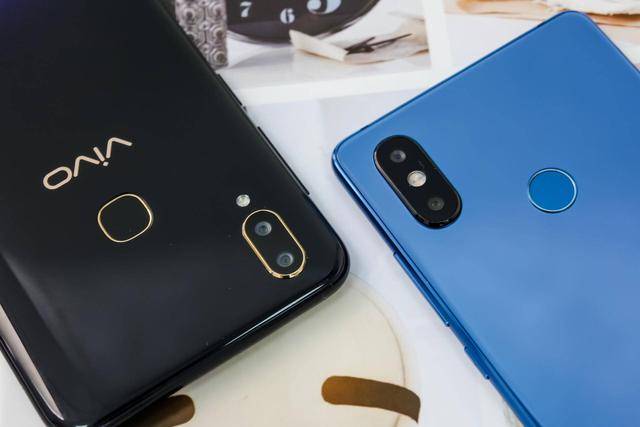 vivo z3都采用了比较强悍的骁龙710处理器,10nm的制程工艺,a75加a55的