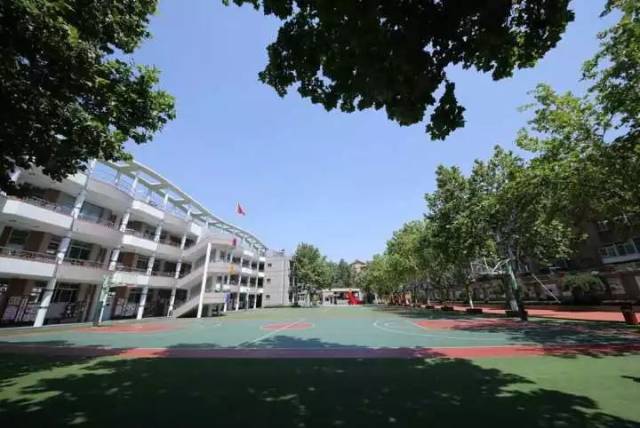 向上 向善 向美—济南市制锦市街小学最美瞬间主题摄影展掠影