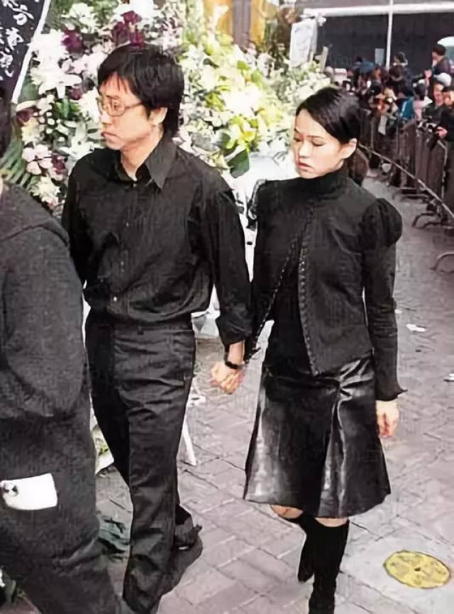 被黑道姐夫虐待亲妈当歌女伊能静庾澄庆分手的原因到底是什么