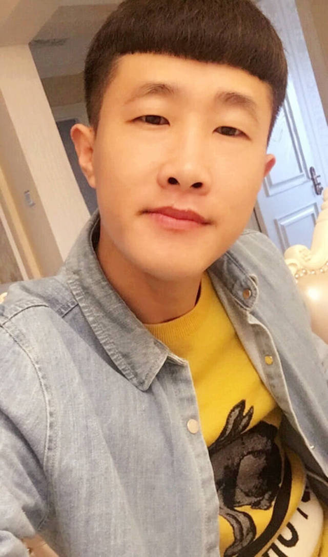 揭秘快手最火4网红炒作手法,有人拿自己婚礼炒作,很多