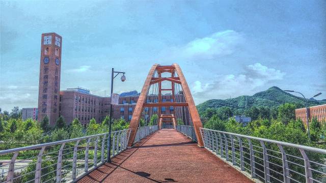 CWUR发布中国大学排名，这所高校位列第六，表现“抢眼”