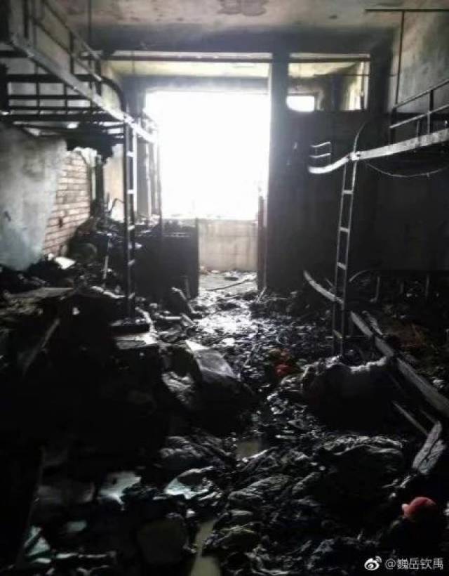 22岁大四女生宿舍元旦自缢身亡,青春少女陨落