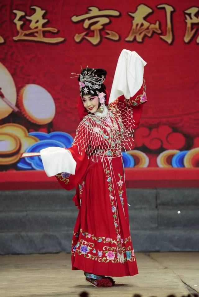 王安琪 饰演 穆桂英