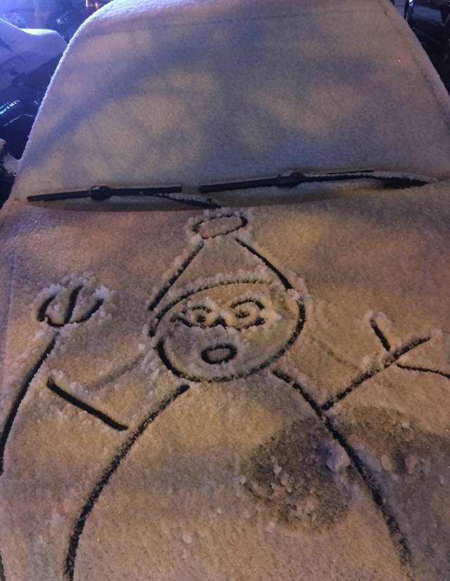 济宁昨夜的一场雪,竟然让我的车上有了这种东西!