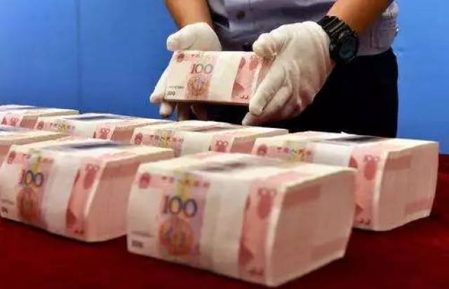善林金融”说着就低着头迈进了门槛