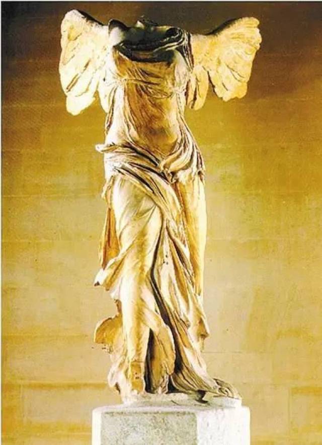 希腊神话中的胜利女神Νκη