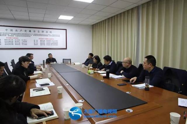 县长李锡勇主持召开脱贫攻坚东南战区工作会