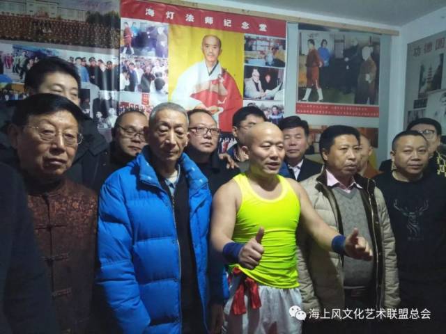 华文视讯@海上风&报道《张悦明在上海“海灯堂”举办纪念海灯法师