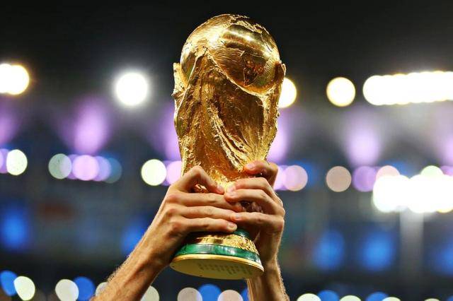 为什么2022年卡塔尔世界杯要首次在冬天举办