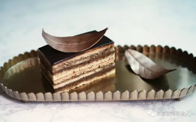 小仙女必备甜品-歌剧院蛋糕,丝滑细腻的口感