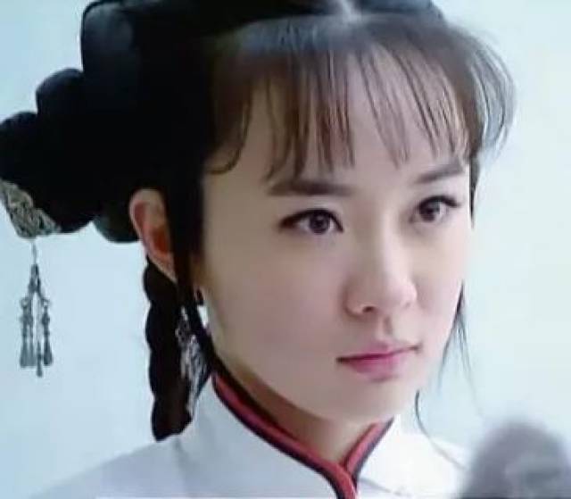 早年出演了数部古装剧,霍思燕的养眼颜值和清丽可人的气质,让她成为了