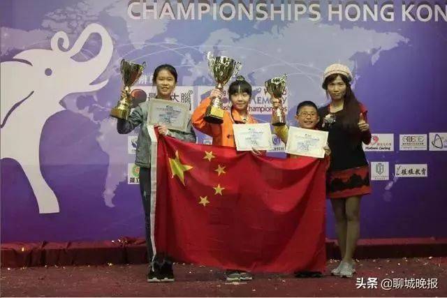 聊城12岁女生获“世界无限元宝网页游戏私服”称号,一分钟内准确记住所有纸牌
