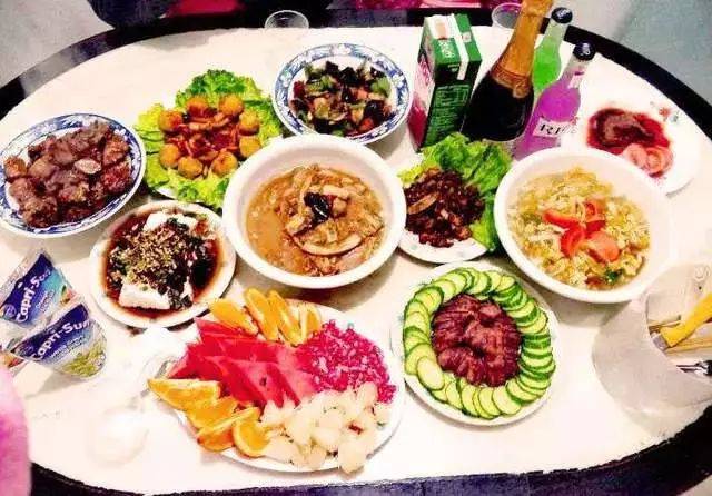 知否,知否,你今年的餐桌上有哪些美食和酒?