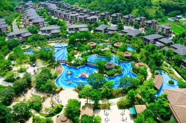水果 鹿湖假日酒店 鹿湖假日酒店坐落于山清水秀,风景优美的广东梅州
