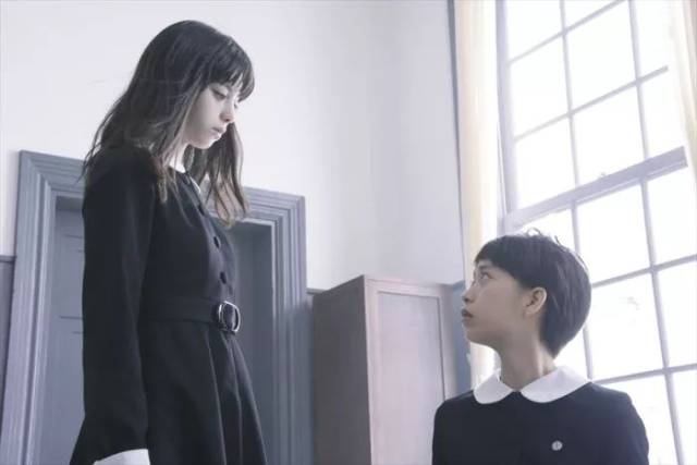 桥本环奈在日本被列为不火女星?!竟是因为身高