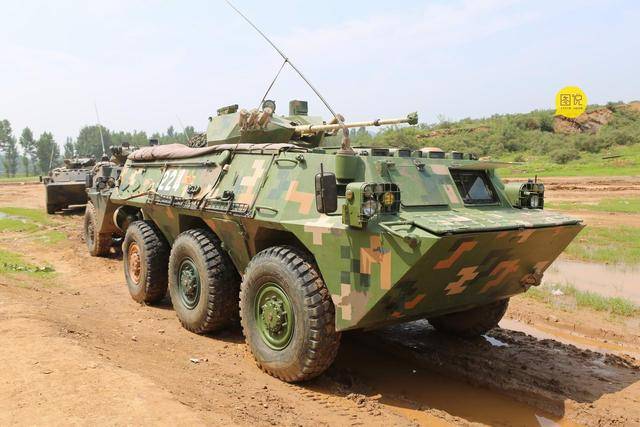 装甲运输车辆便成为了运送兵员和提供地面火力支援的主力装备,装甲车