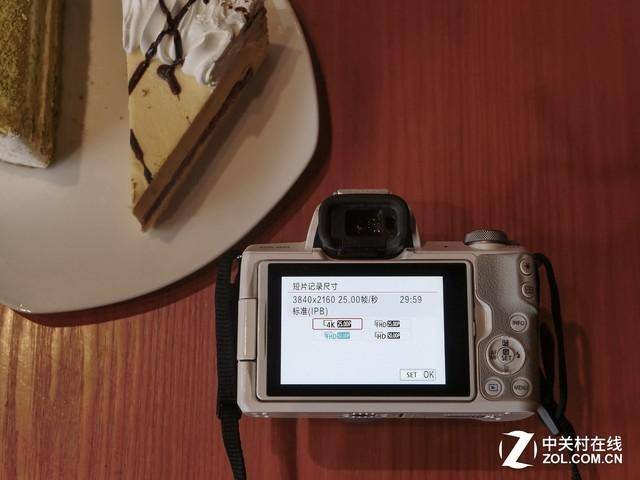 相比索尼a6000,佳能eos m50的直出色彩更加靓丽.