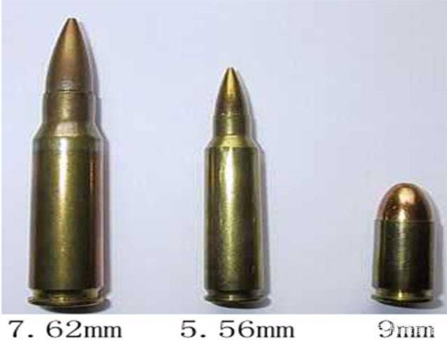 相对于5毫米和7毫米子弹,9毫米的子弹下坠尤为严重,毕竟火药少,所以9