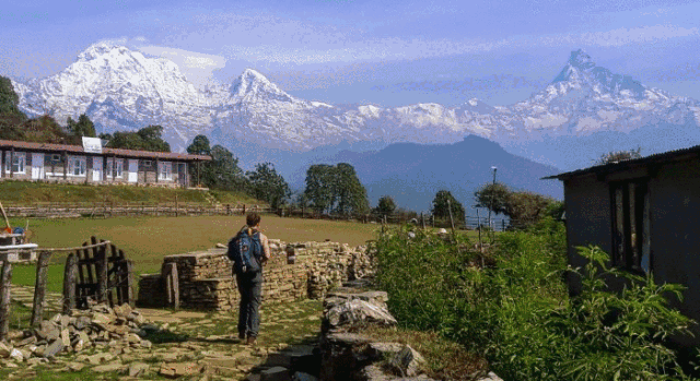 我们还将带您漫步尼泊尔的中世纪小镇,探寻当地人家,邂逅最纯真的