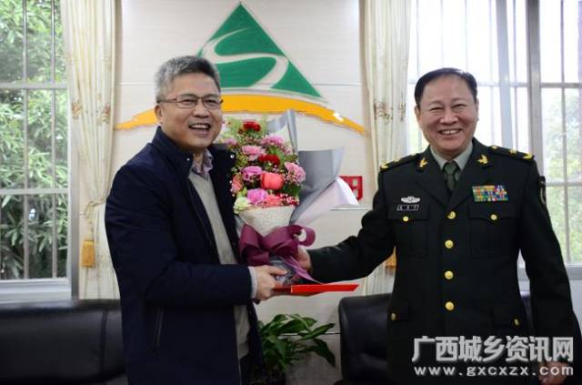 姜英宇慰问自治区劳模庞赞松