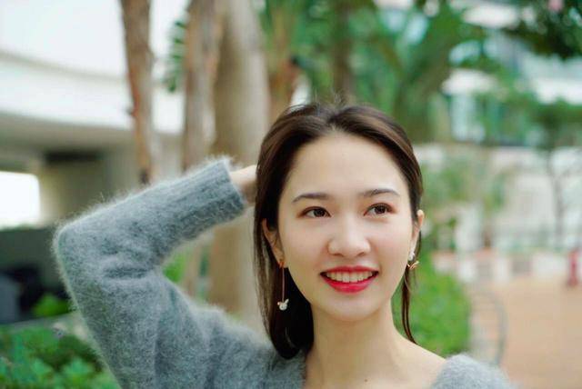 方正证券美女分析师跳槽 曾陷饭局门争议