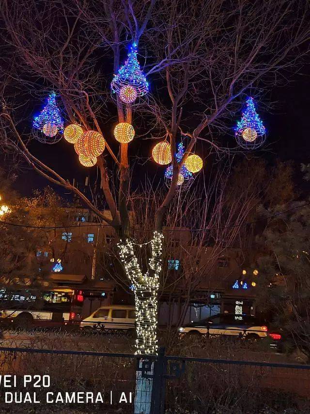 同样会照亮整个太原哦~ 试想一下,夏日的夜晚 微风习习,拉上父母好友