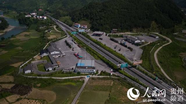 贵州:"四好农村路"全国示范县与5省并列第一