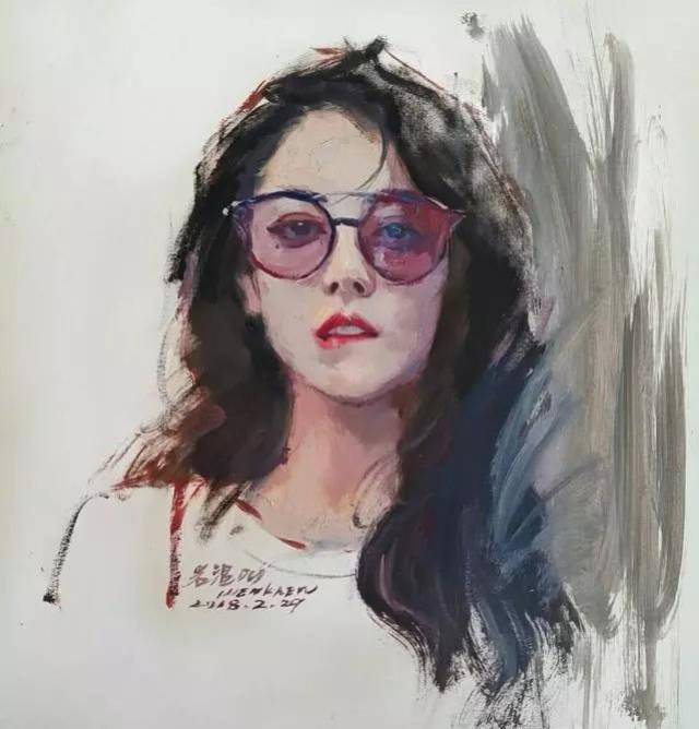 金鹰女神迪丽热巴画画打60分,素描彩铅肖像来一波,仙女本人