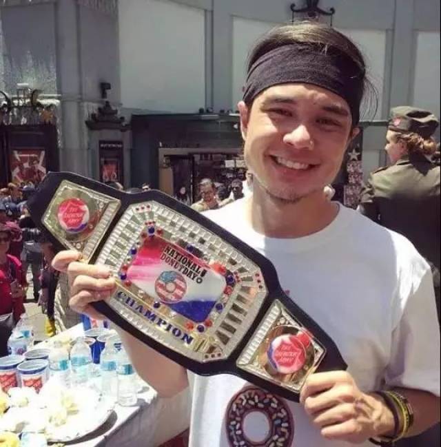 因为他们作死的能力超乎你想象 就比如果这个名叫 "matt stonie"的