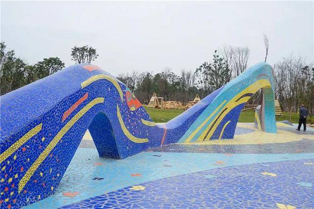 成都1月新开四大公园!高迪展、王者荣耀沙雕……周末盘起来!