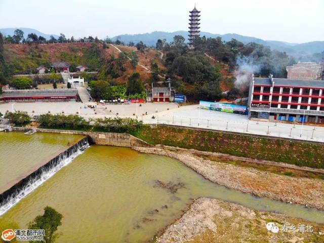 2019最新航拍浦北风雨桥,旁边的文昌公园你还认识吗?