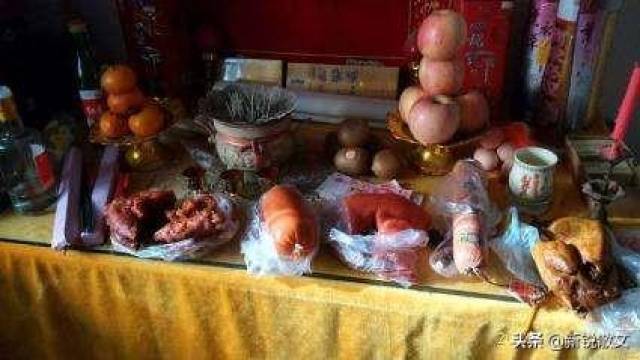 这都什么年代了,还有人信"立堂口?虎了吧唧外甥女香火还挺旺