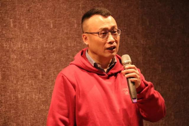 广西大学副校长吴尽昭在开营仪式上介绍了广西大学的历史概况,发展