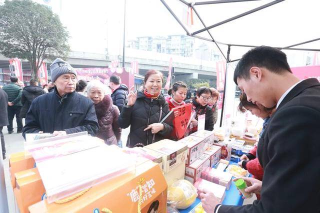 2019金牛区美食购物节盛大启幕，发布成都首本“吃货宝典”