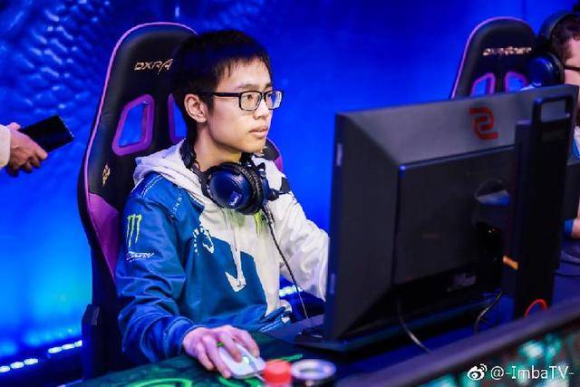 DOTA2重庆特锦赛周末开战一票难求:黄牛票已经翻了近五倍