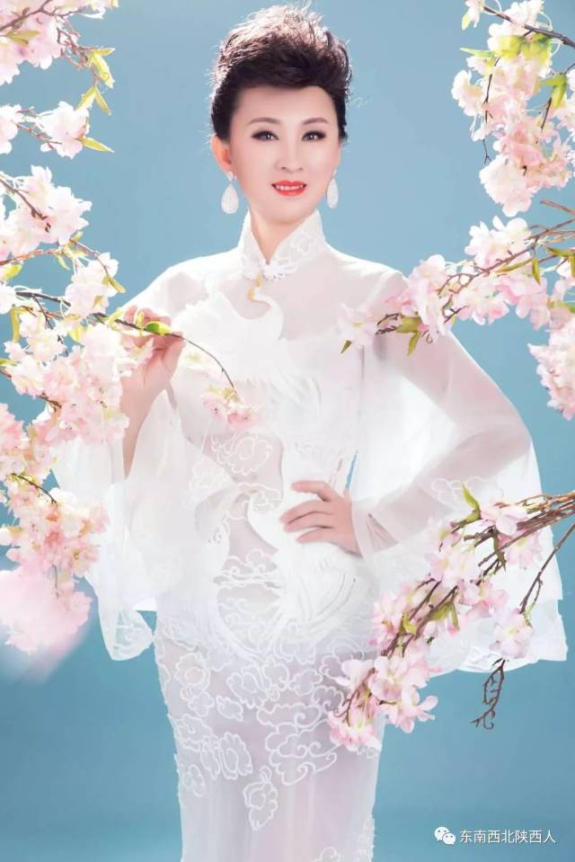 围观|著名歌唱家高咏梅演唱根据镇巴真实故事创作的歌曲——《依然