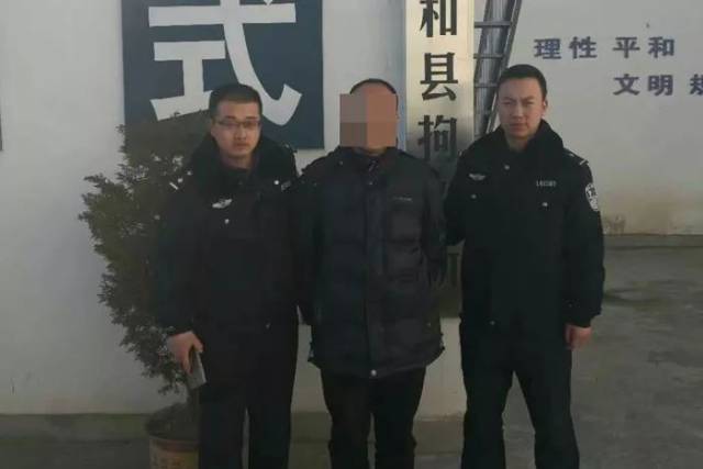 1月22日上午10时,汉源派出所民警在日常工作中发现,西和县汉源镇叶