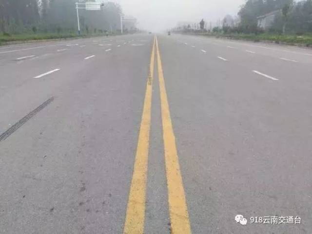 虚线?实线?傻傻分不清楚?昆明上万辆车被抓拍,就是因为没搞懂这个!