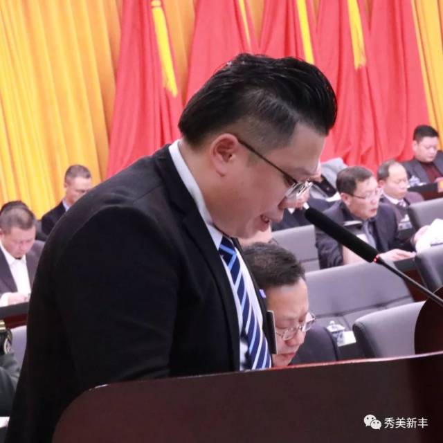 两会政在说