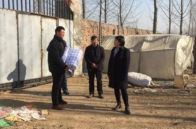 县委常委,统战部长王淑娟,县政协副主席温九真到渠村乡检查指导脱贫