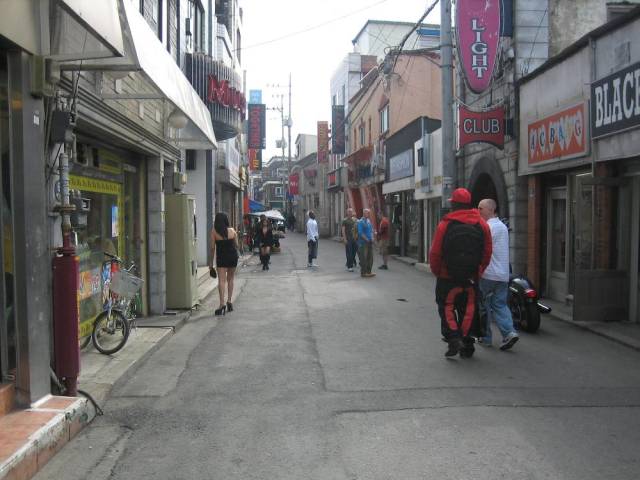 都知道日本强掳韩国妇女作慰安妇,然而美国人