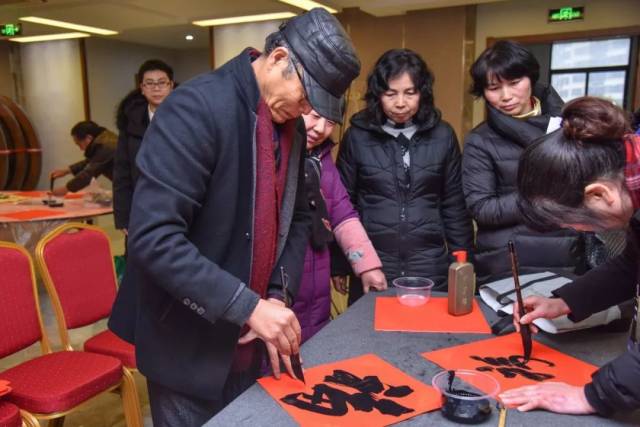 【金星书法篇】相约书法,快乐老年—金星阳光老人家"阳光课堂"书法