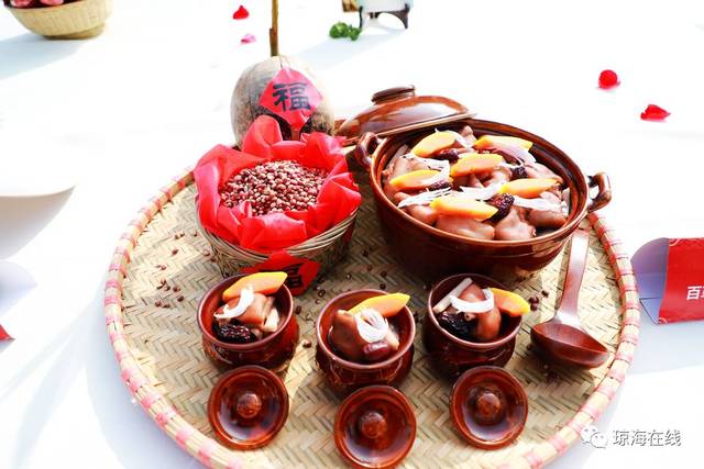 2019琼海年货节暨第二届琼海文化美食节开幕 逛市场、办年货、品美食 琼海年味别样浓